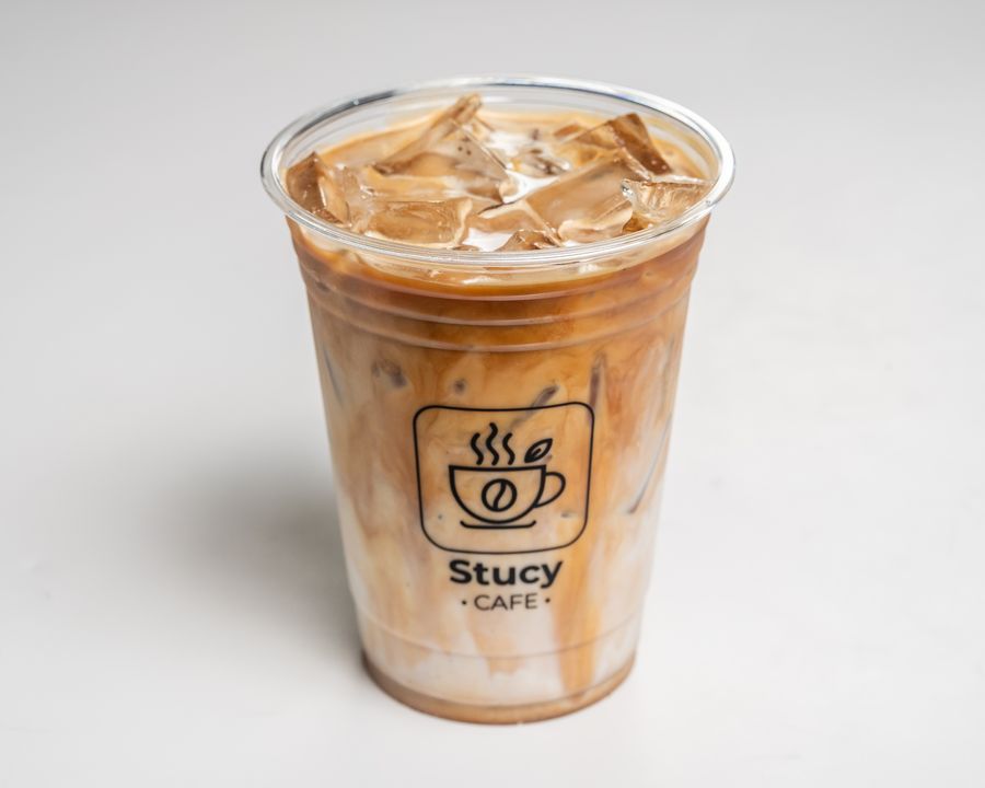 Iced caramel macchiato